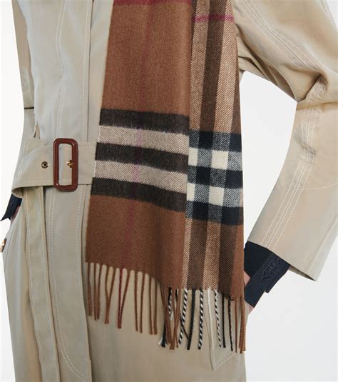 red white checkered burberry scarf|burberry giant check cashmere scarf.